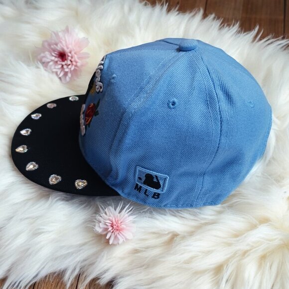 New York Yankees One Size Embroidered Roses Embellished  Snapback Baseball Cap - Picture 6 of 15